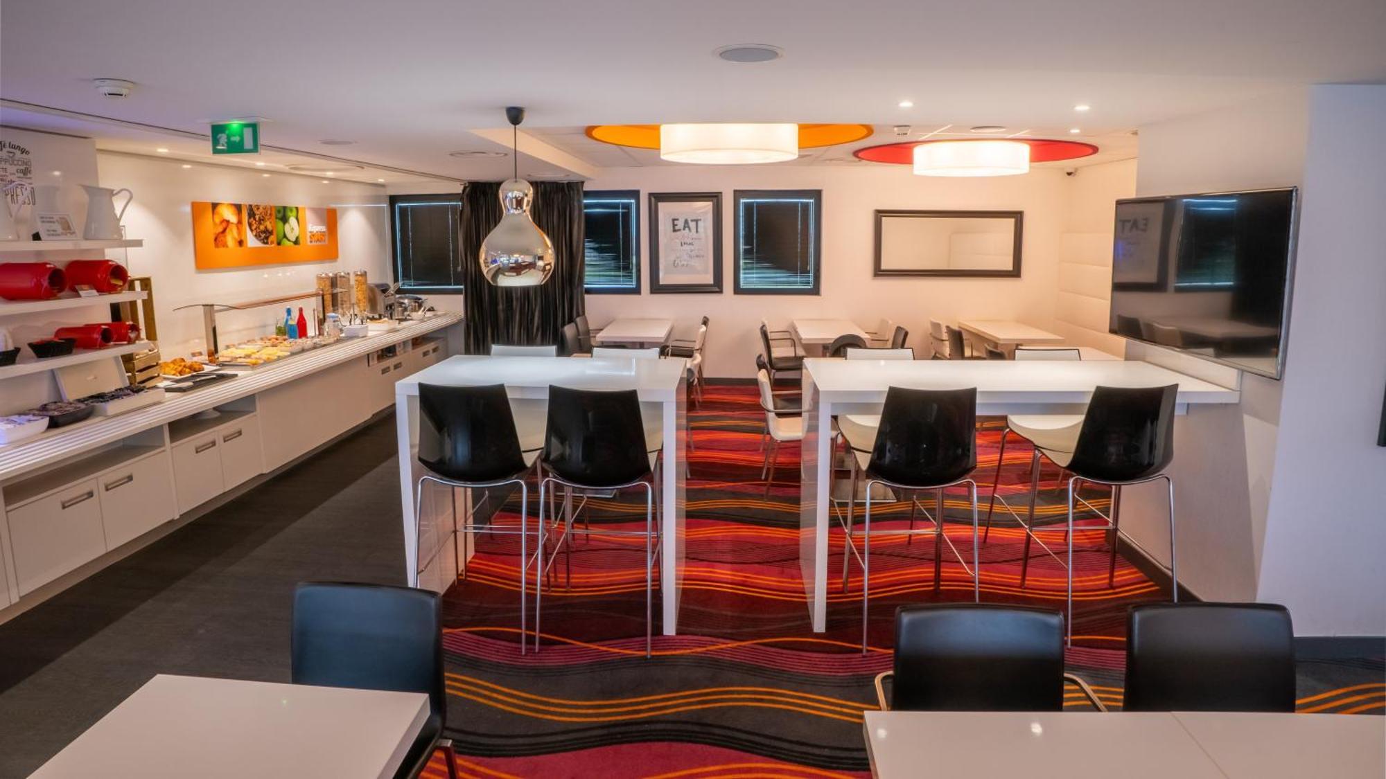 Holiday Inn Express Dijon, An Ihg Hotel Saint-Apollinaire  Bagian luar foto